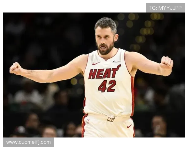 凯莱布乐福替补出战26分钟表现抢眼三分球命中率高达375贡献13分5板4助